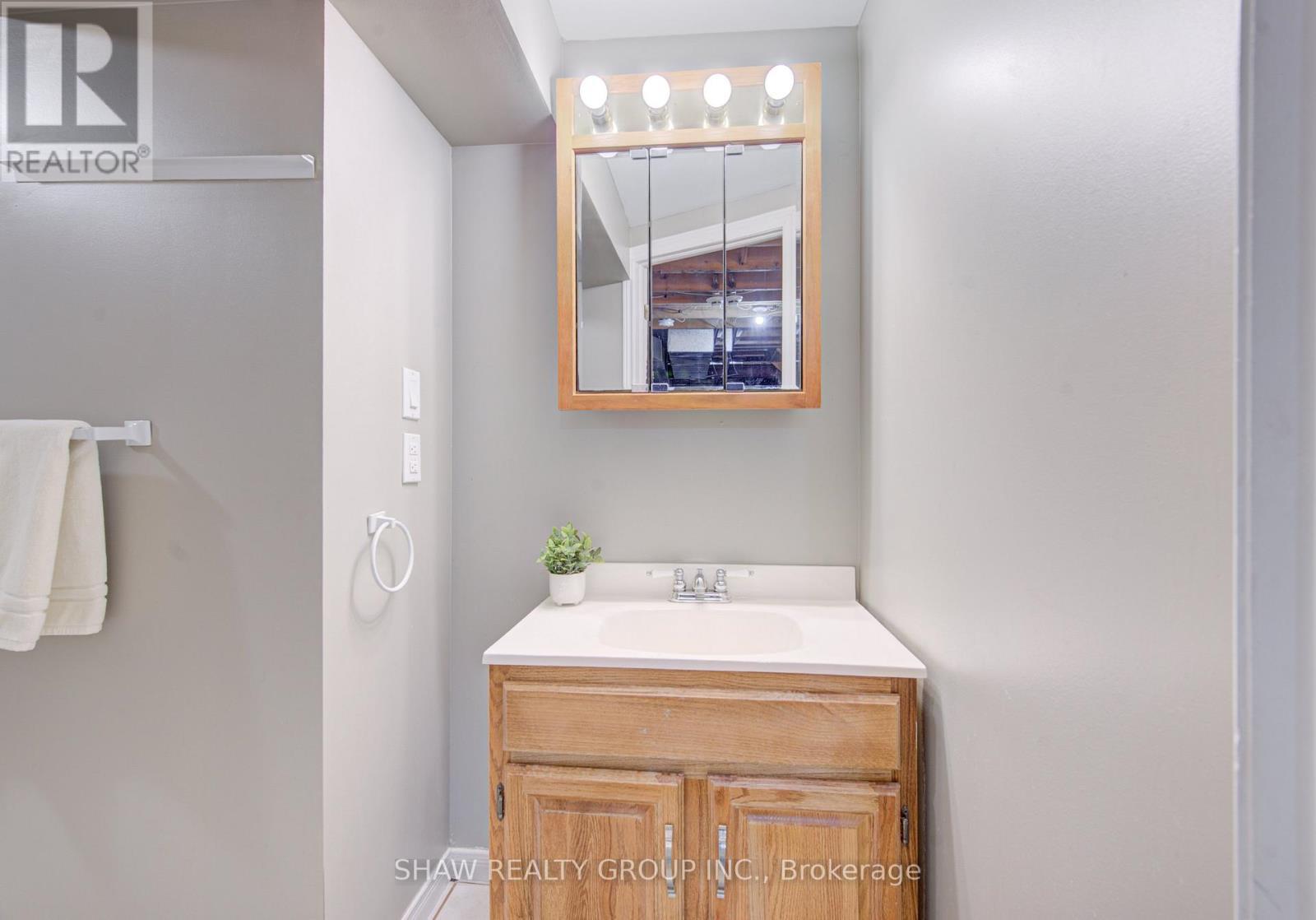 334 Christopher Drive, Cambridge, ON - Indoor