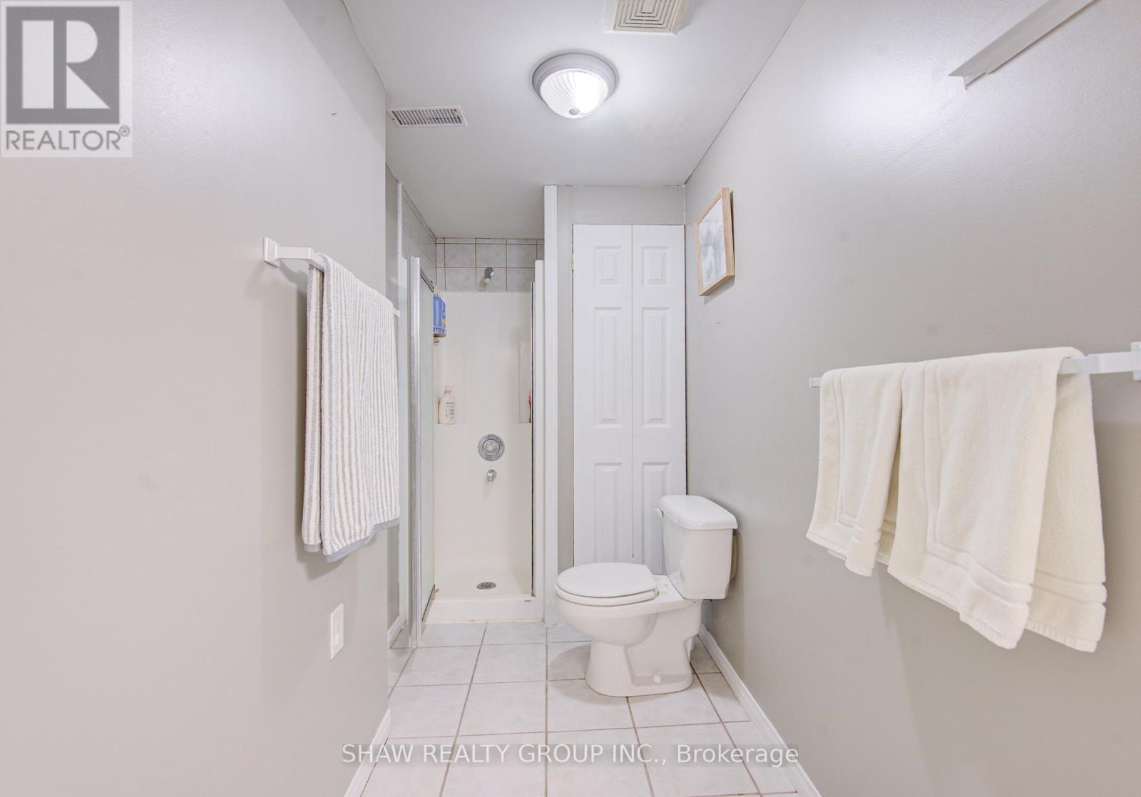 334 Christopher Drive, Cambridge, ON - Indoor Photo Showing Bathroom