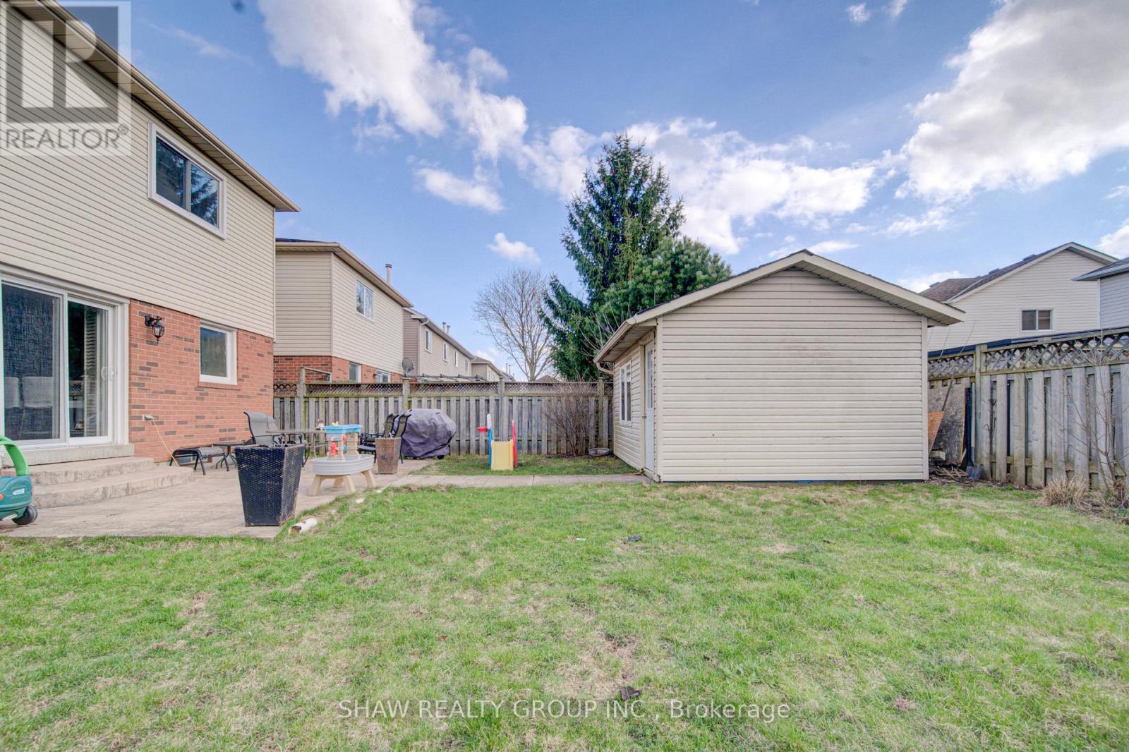 334 Christopher Drive, Cambridge, ON - Outdoor With Exterior