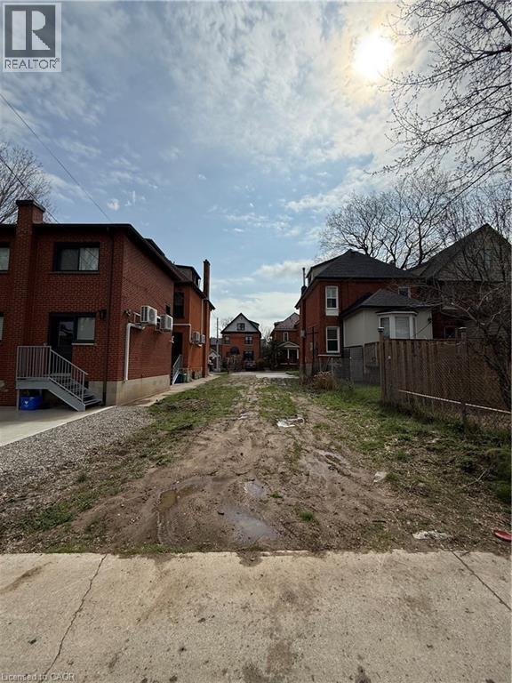 80 Ontario Avenue, Hamilton, ON