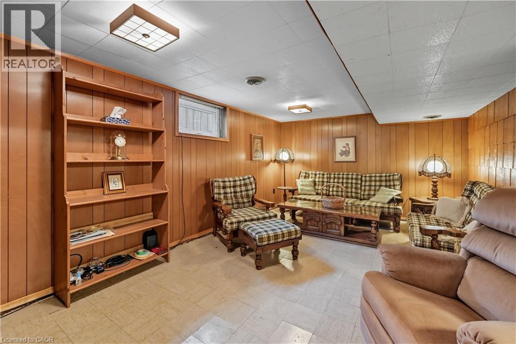 23 Percy Court, Hamilton, ON - Indoor