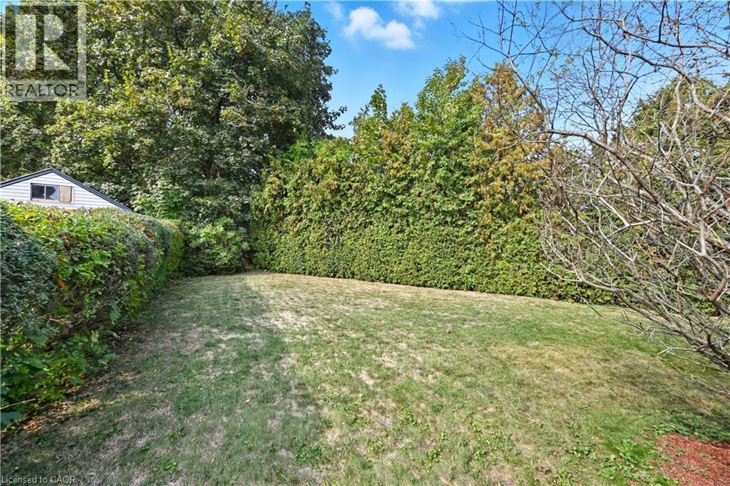 23 Percy Court, Hamilton, ON - Outdoor