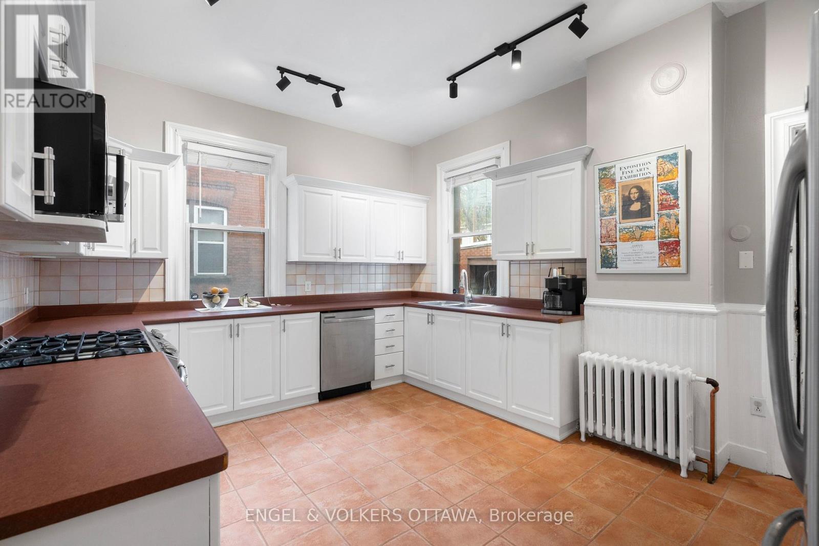 553 Gilmour Street, Ottawa, ON - Indoor Photo Showing Kitchen