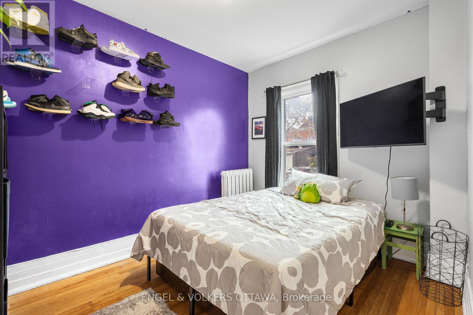 553 Gilmour Street, Ottawa, ON - Indoor Photo Showing Bedroom