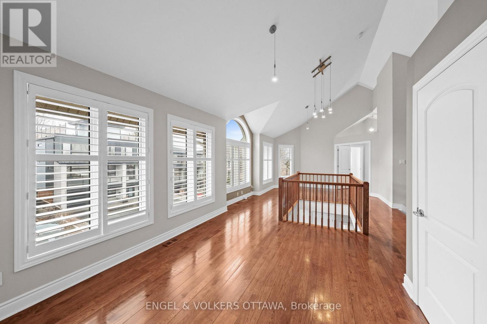 249 Atlantis Avenue, Ottawa, ON - Indoor Photo Showing Other Room