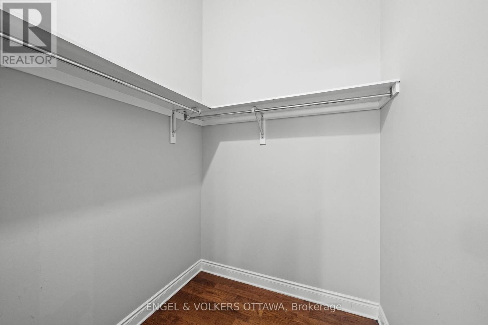 249 Atlantis Avenue, Ottawa, ON - Indoor With Storage