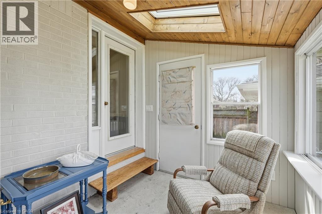 62 Grenadier Drive, Hamilton, ON - Indoor