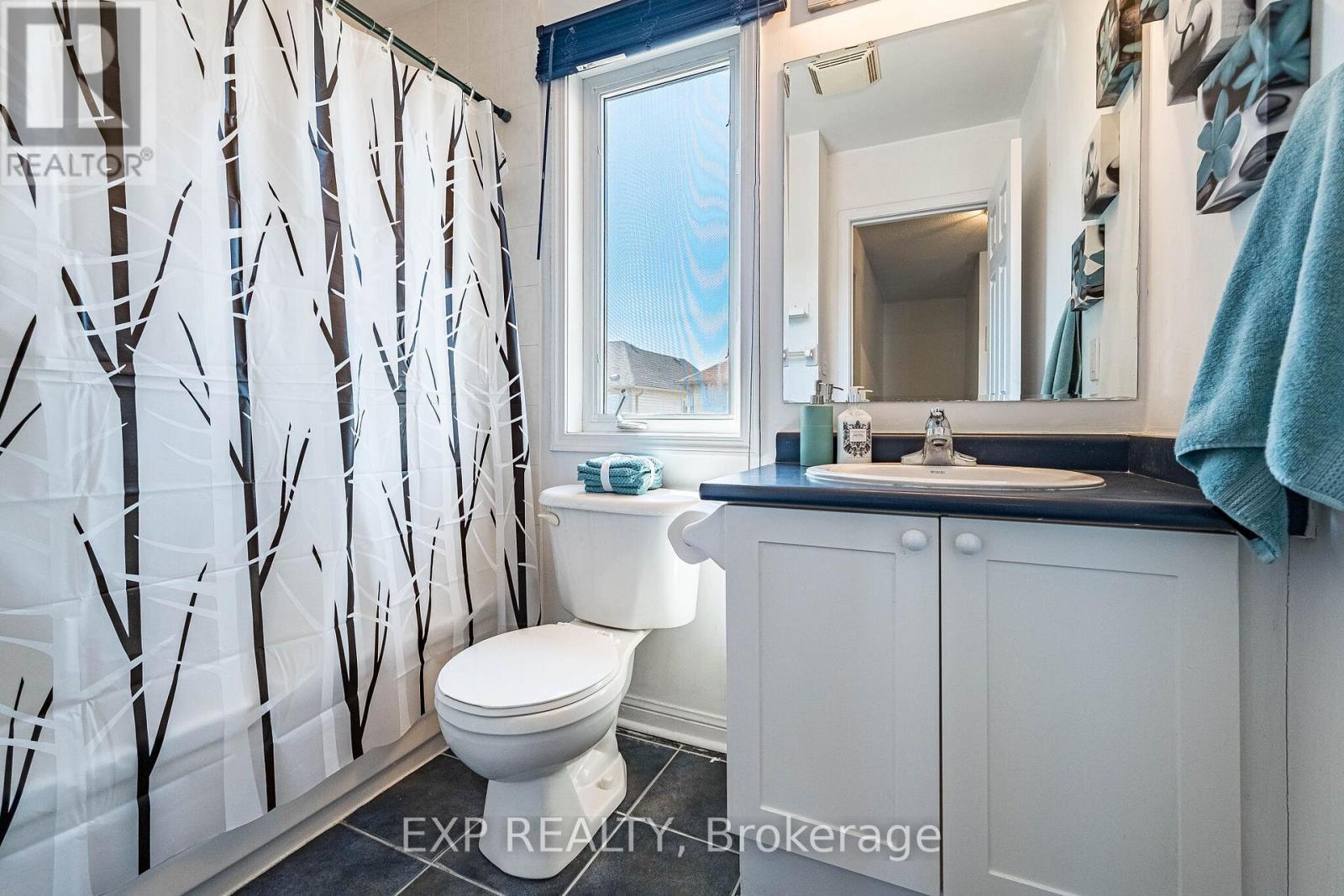 53 Sweetwood Circle, Brampton, ON - Indoor Photo Showing Bathroom