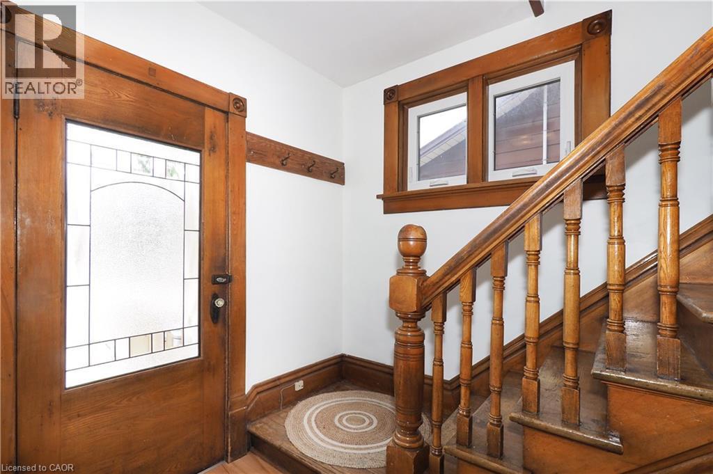 18 Theresa Street, Kitchener, ON - Indoor Photo Showing Other Room
