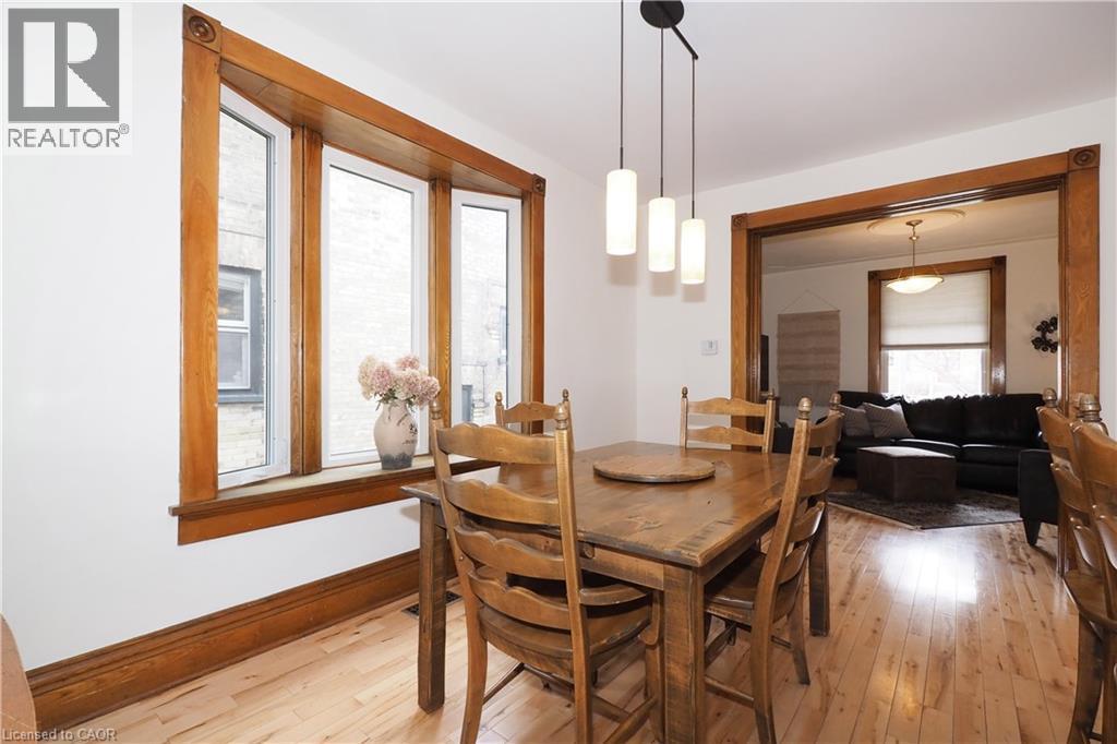 18 Theresa Street, Kitchener, ON - Indoor Photo Showing Dining Room