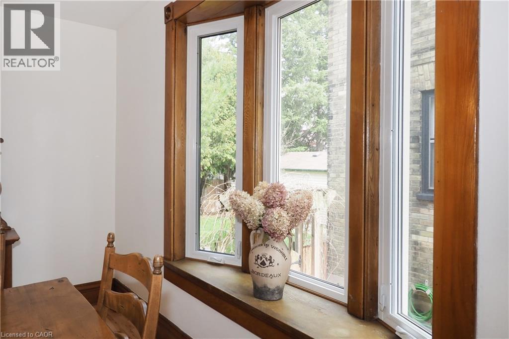 18 Theresa Street, Kitchener, ON - Indoor Photo Showing Other Room