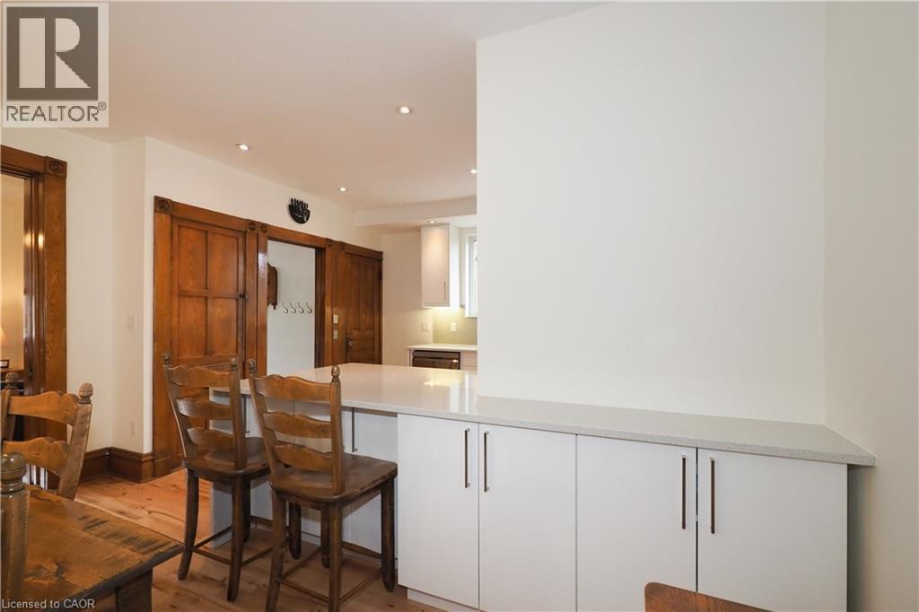 18 Theresa Street, Kitchener, ON - Indoor