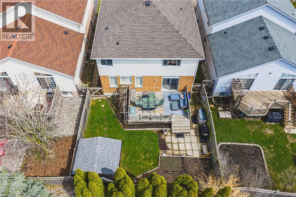 228 Holbeach Crescent, Waterloo, ON - Outdoor