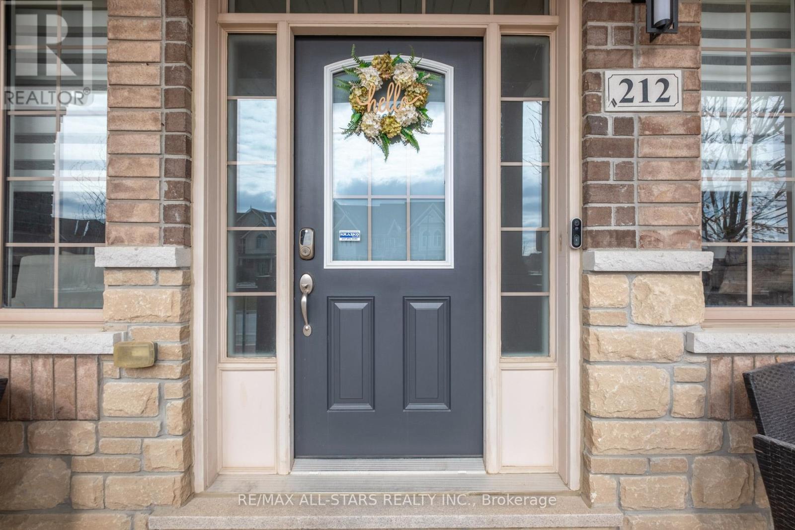 212 East'S Corners Boulevard, Vaughan, ON - Outdoor With Exterior