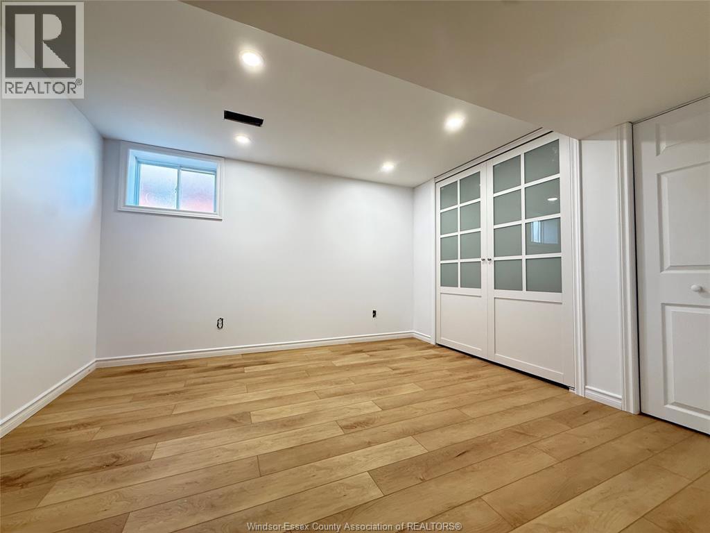 1943 Olive, Windsor, ON - Indoor Photo Showing Other Room