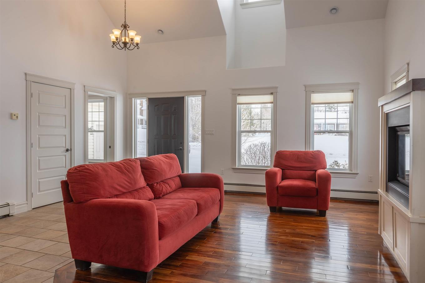149 Prospect Drive, Stratford, PE - Indoor Photo Showing Living Room