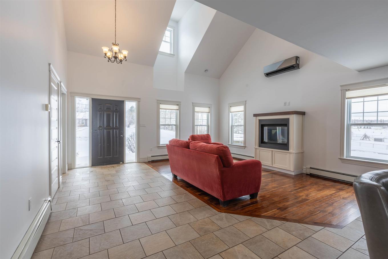 149 Prospect Drive, Stratford, PE - Indoor Photo Showing Living Room With Fireplace