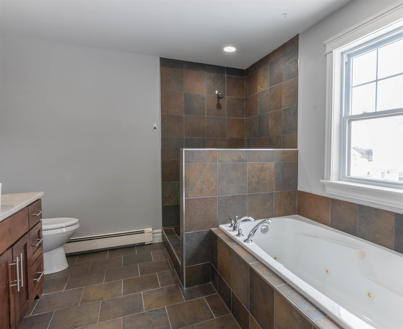 149 Prospect Drive, Stratford, PE - Indoor Photo Showing Bathroom