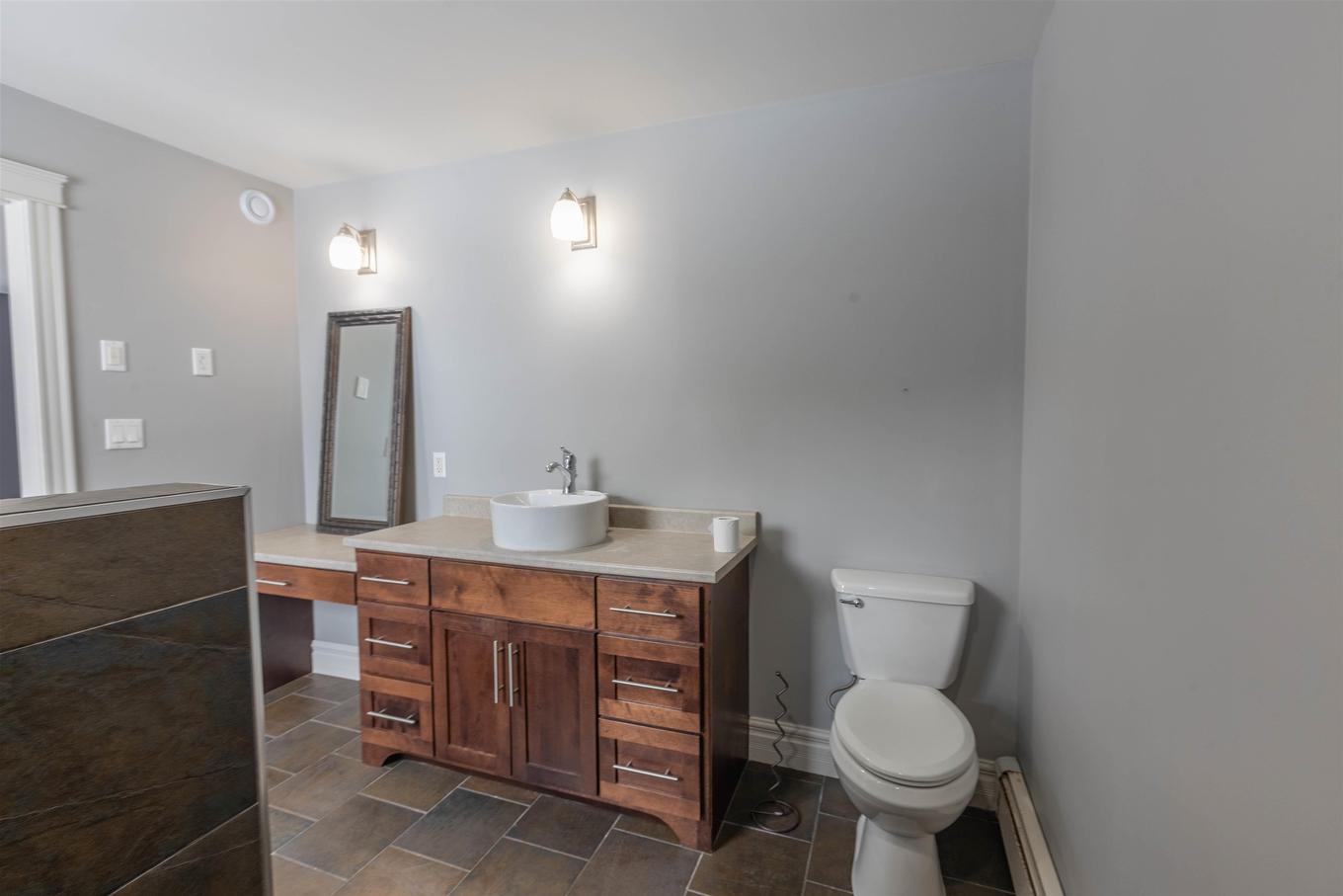 149 Prospect Drive, Stratford, PE - Indoor Photo Showing Bathroom