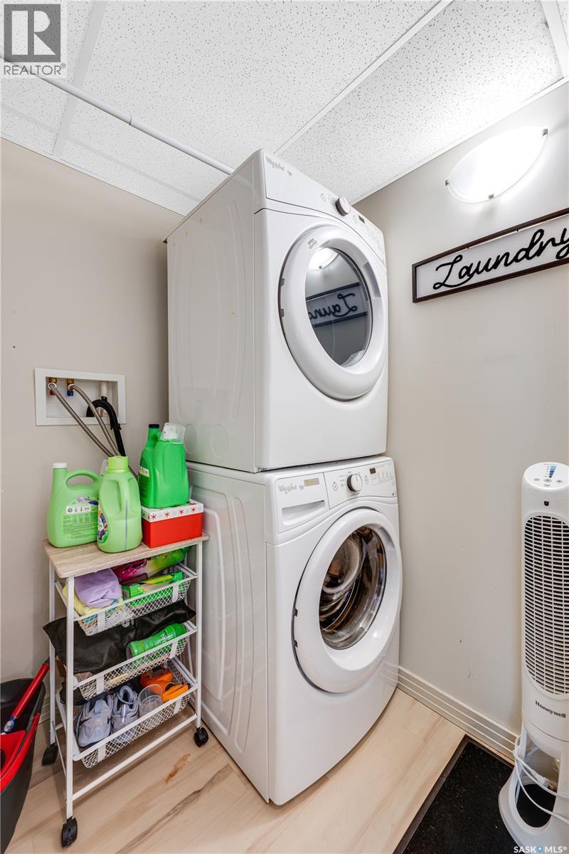104 223 Evergreen Square, Saskatoon, SK - Indoor Photo Showing Laundry Room