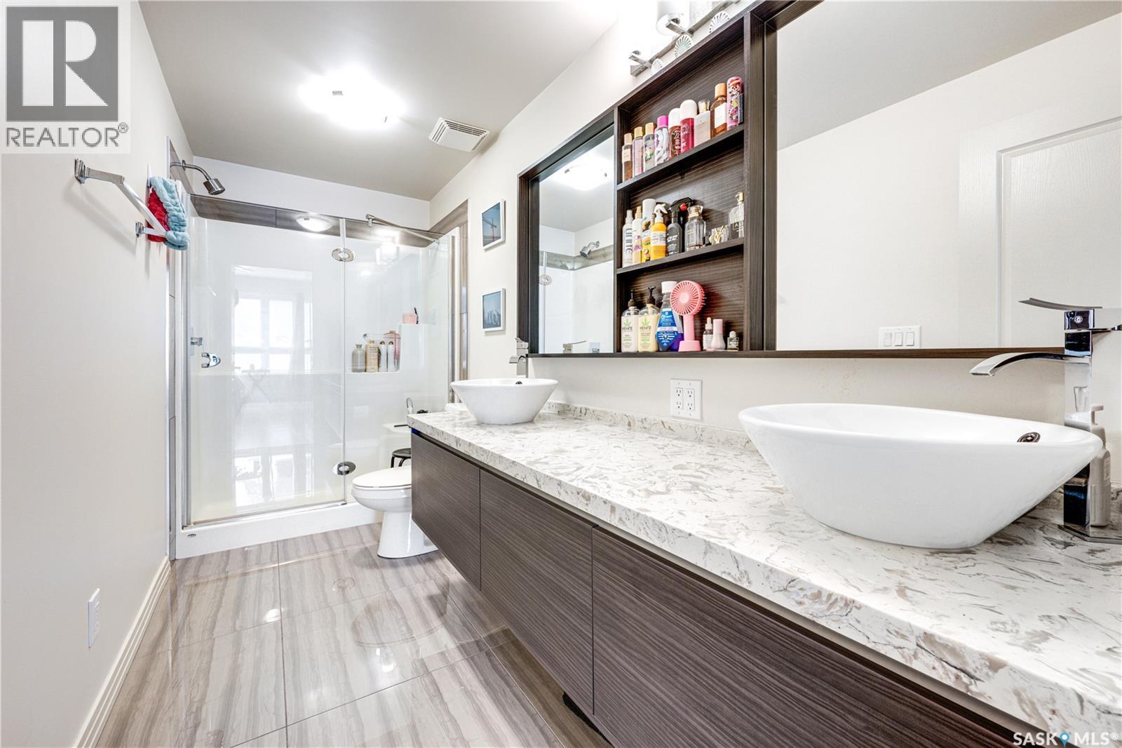 104 223 Evergreen Square, Saskatoon, SK - Indoor Photo Showing Bathroom