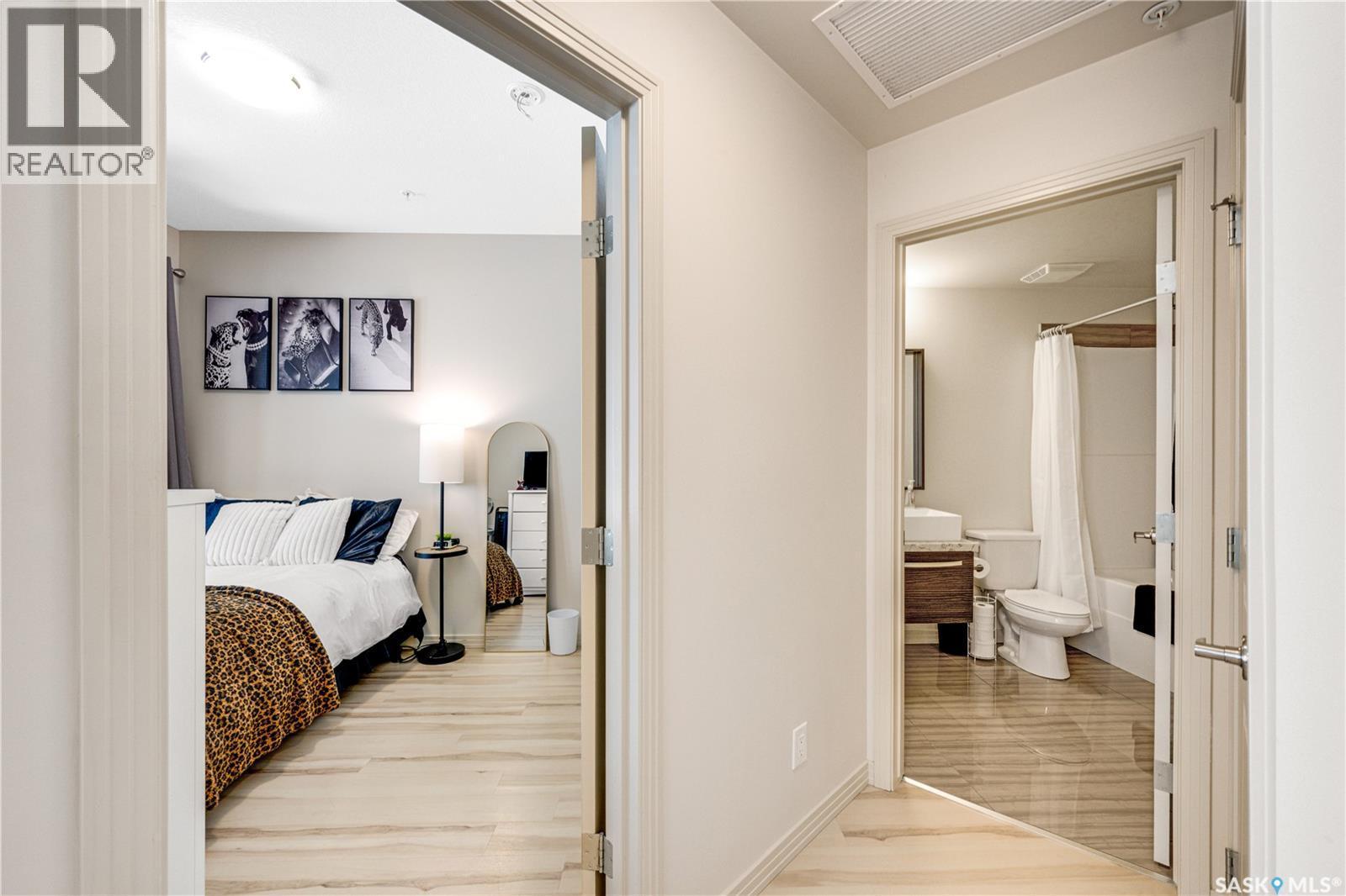 104 223 Evergreen Square, Saskatoon, SK - Indoor