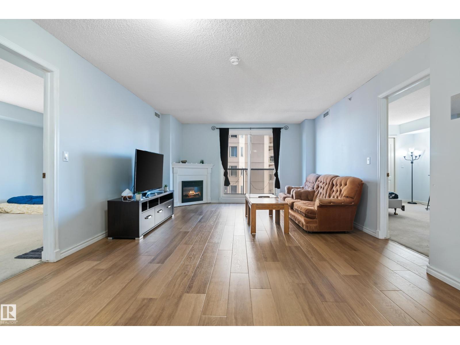 #1102 10909 103 Av Nw, Edmonton, AB