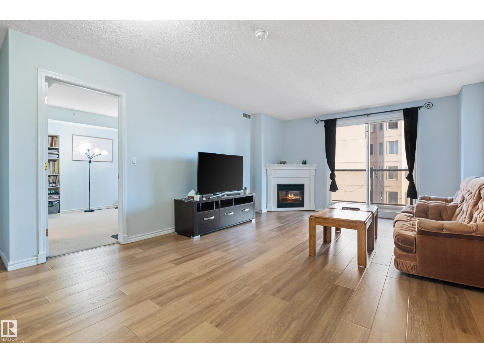 #1102 10909 103 Av Nw, Edmonton, AB