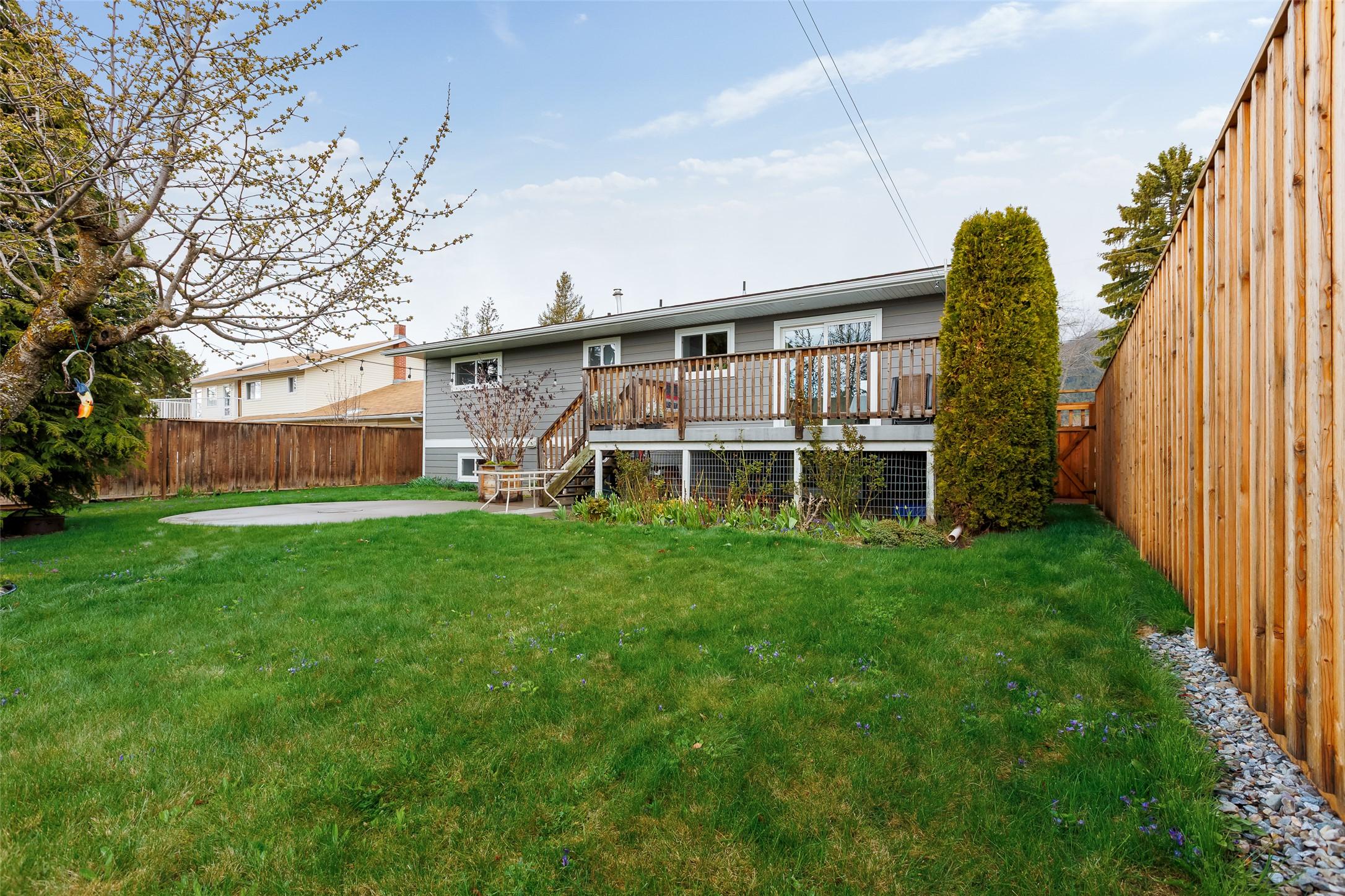 2107 Ash Street, Creston, BC - Outdoor With Deck Patio Veranda