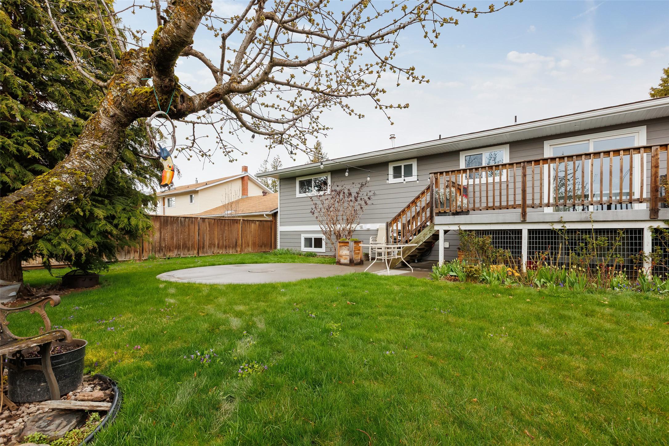 2107 Ash Street, Creston, BC - Outdoor With Deck Patio Veranda