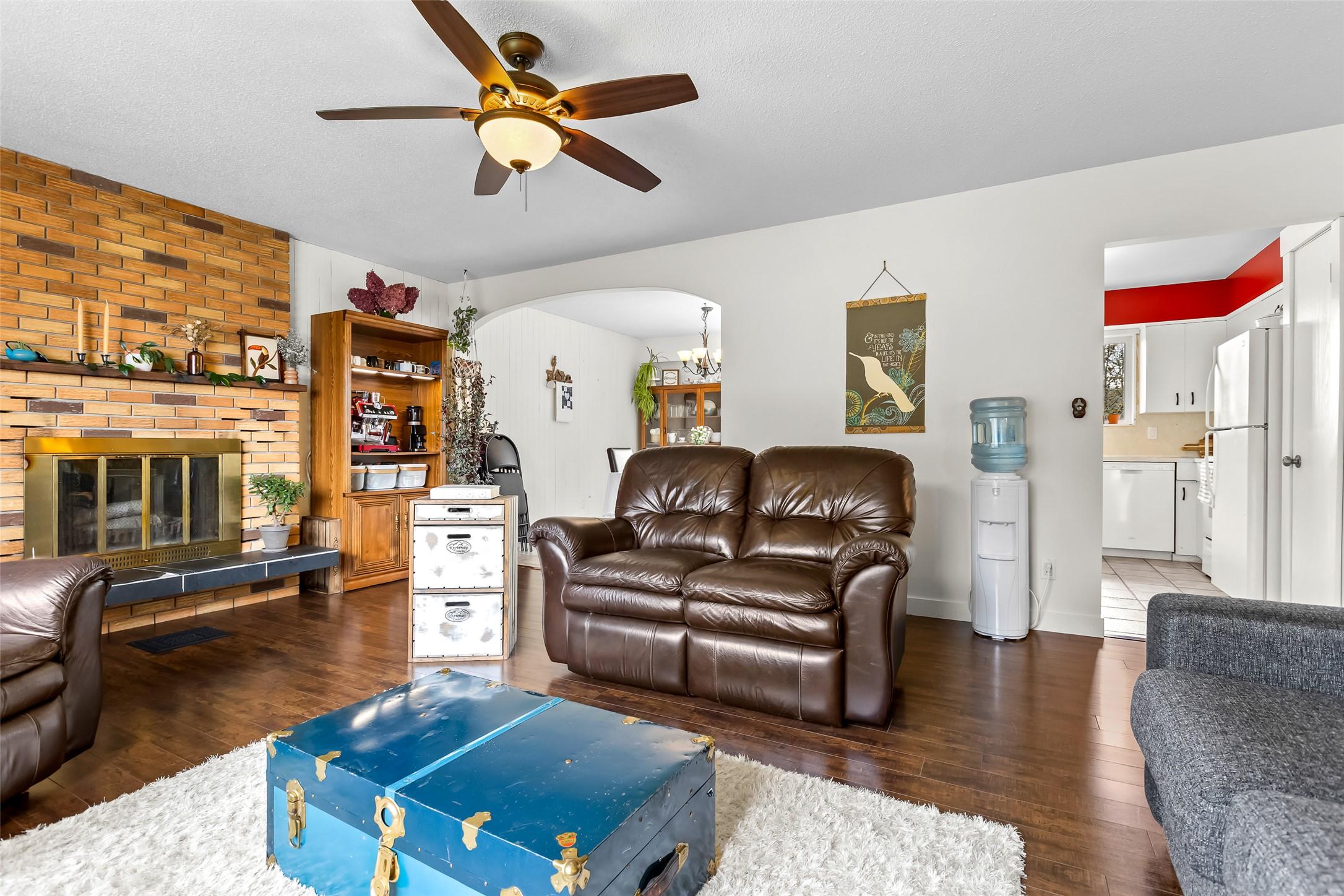 2107 Ash Street, Creston, BC - Indoor Photo Showing Living Room With Fireplace