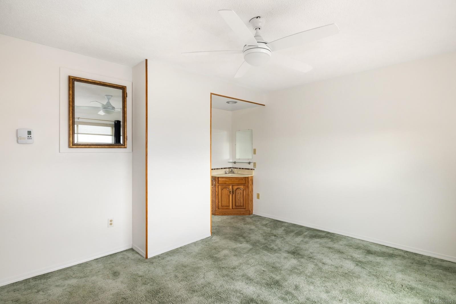 301-9942 Daniel St, Chemainus, BC - Indoor Photo Showing Other Room