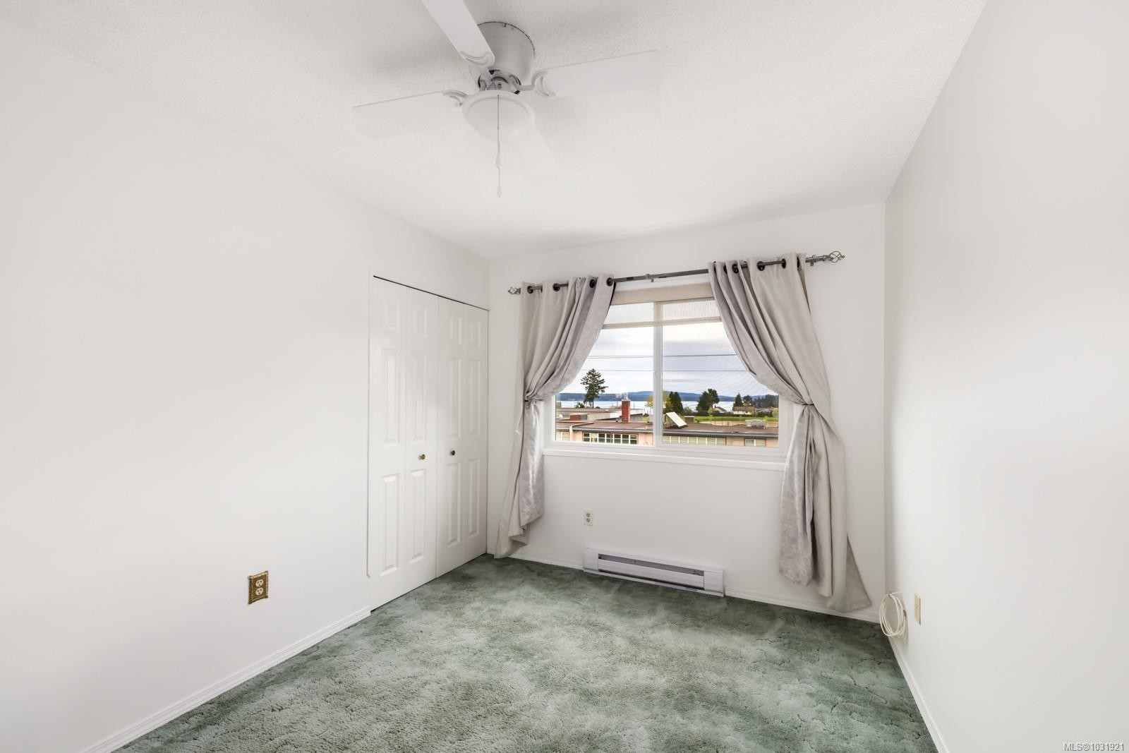 301-9942 Daniel St, Chemainus, BC - Indoor Photo Showing Other Room