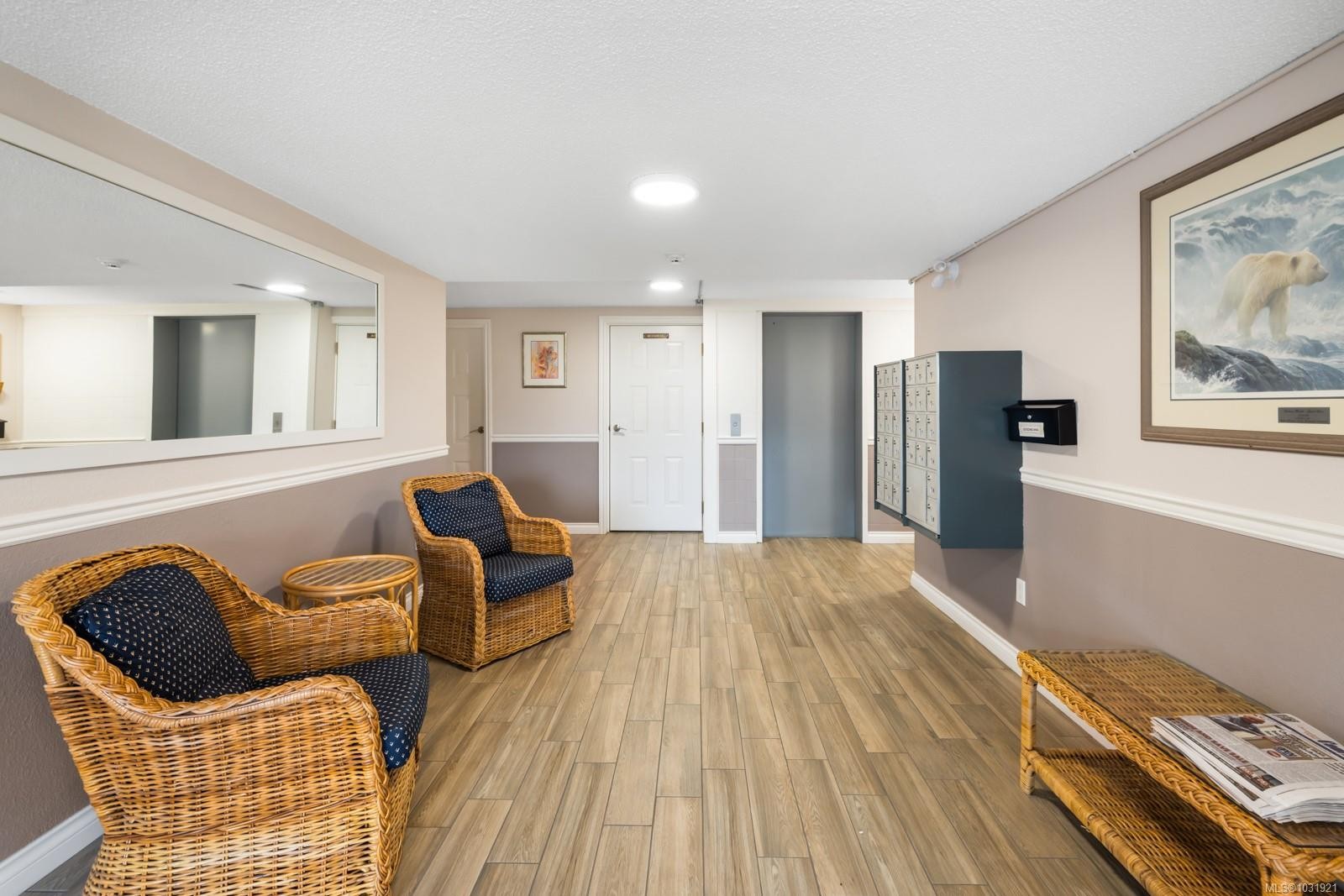 301-9942 Daniel St, Chemainus, BC - Indoor