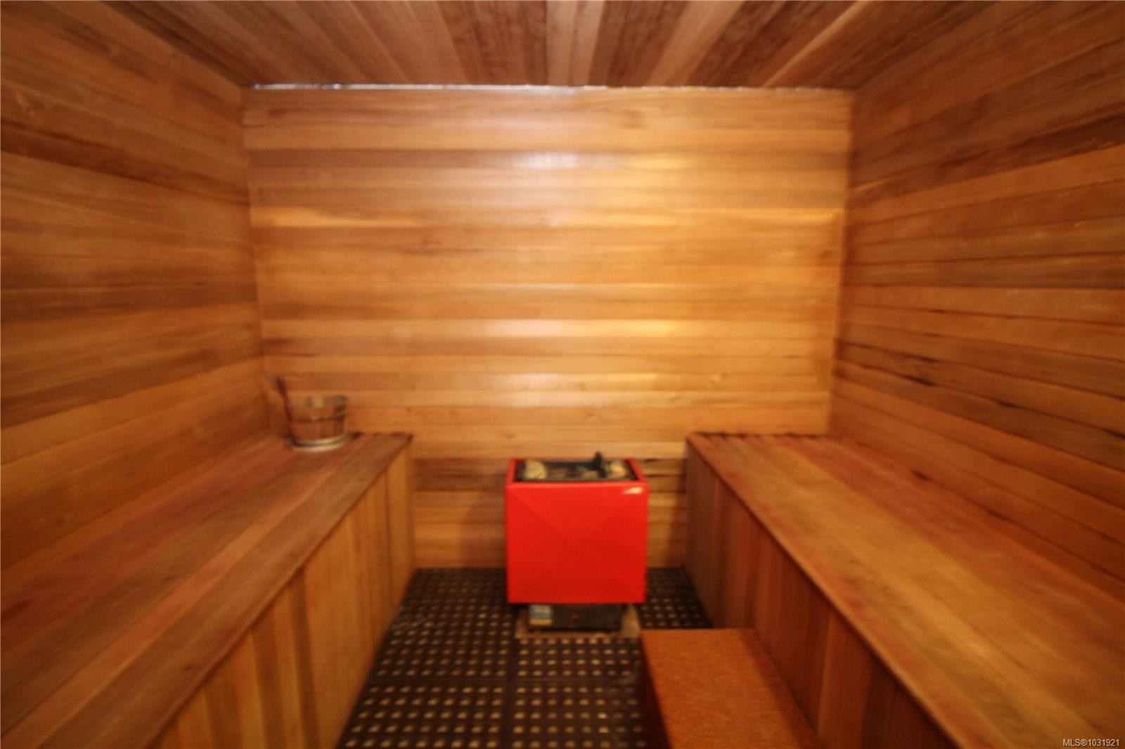 301-9942 Daniel St, Chemainus, BC - Indoor Photo Showing Other Room