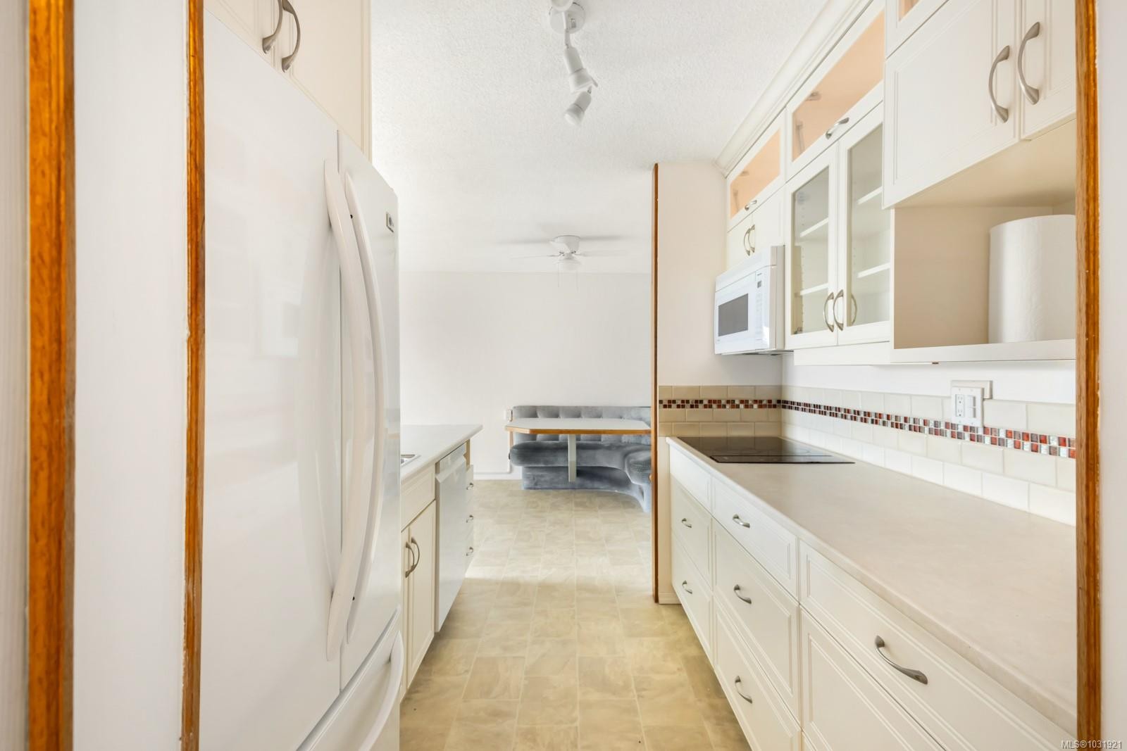 301-9942 Daniel St, Chemainus, BC - Indoor