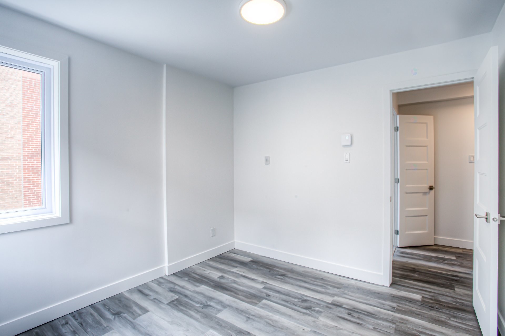 Chambre à coucher principale - 6-4570 Av. Walkley, Montréal (Côte-Des-Neiges/Notre-Dame-De-Grâce), QC - Indoor Photo Showing Other Room