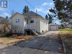 39 Beck AVE Wawa, ON P0S 1K0