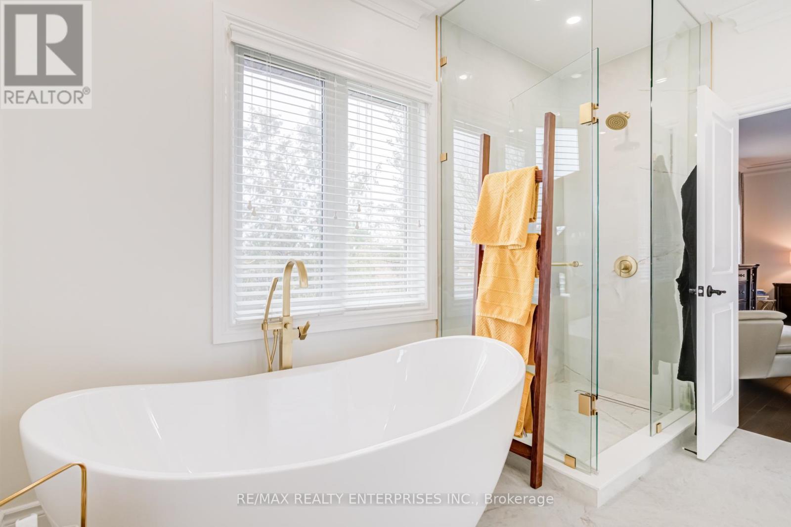 1842 Pagehurst Avenue, Mississauga, ON - Indoor Photo Showing Bathroom