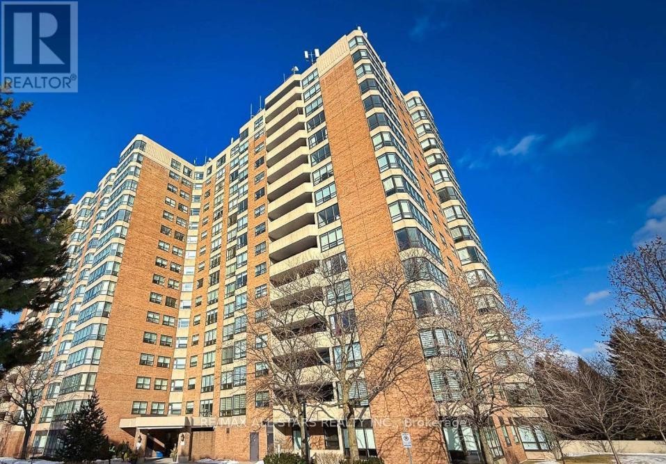 402 - 7601 Bathurst Street, Vaughan, ON