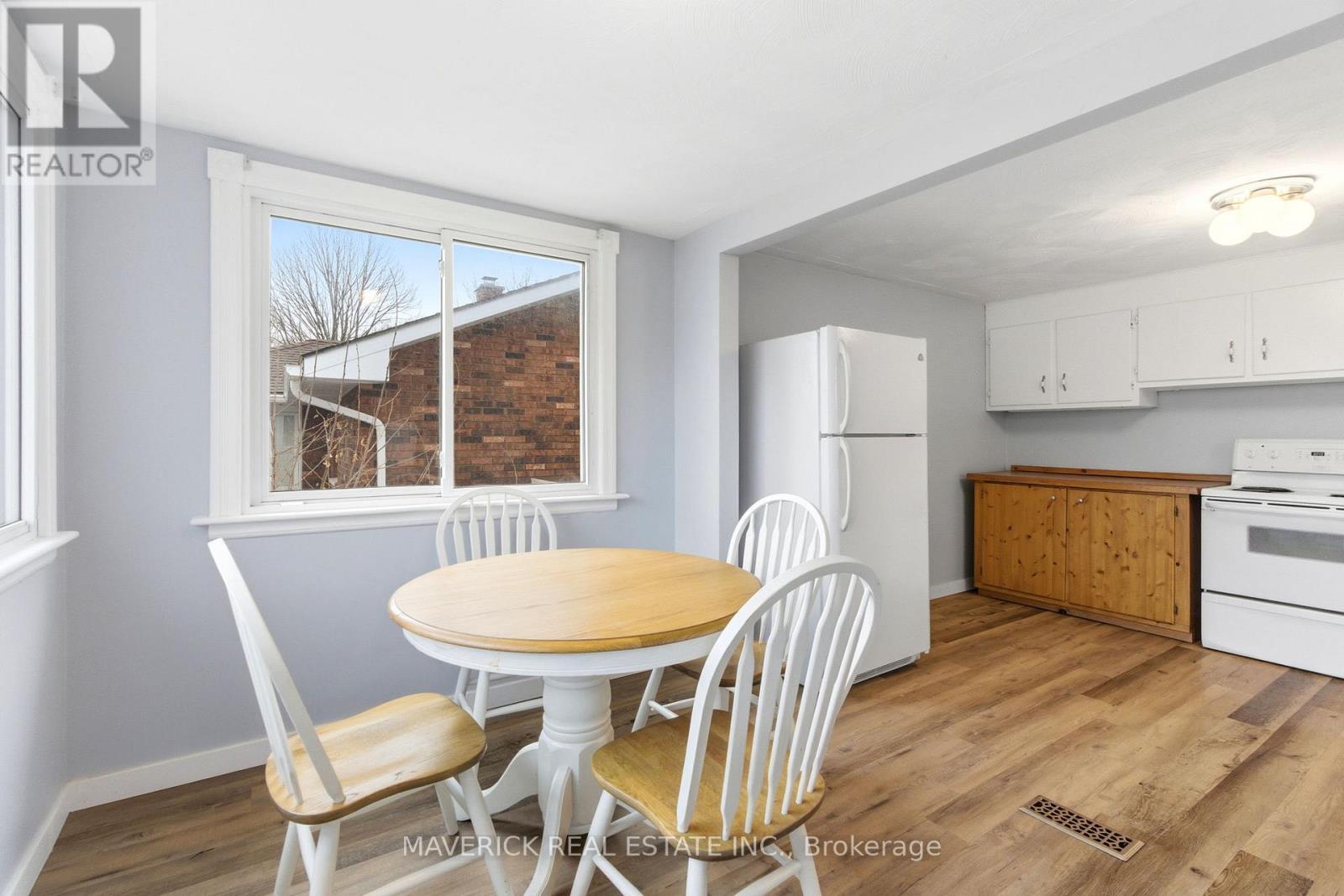 181 Picton Street W, Goderich (Goderich (Town)), ON - Indoor Photo Showing Dining Room