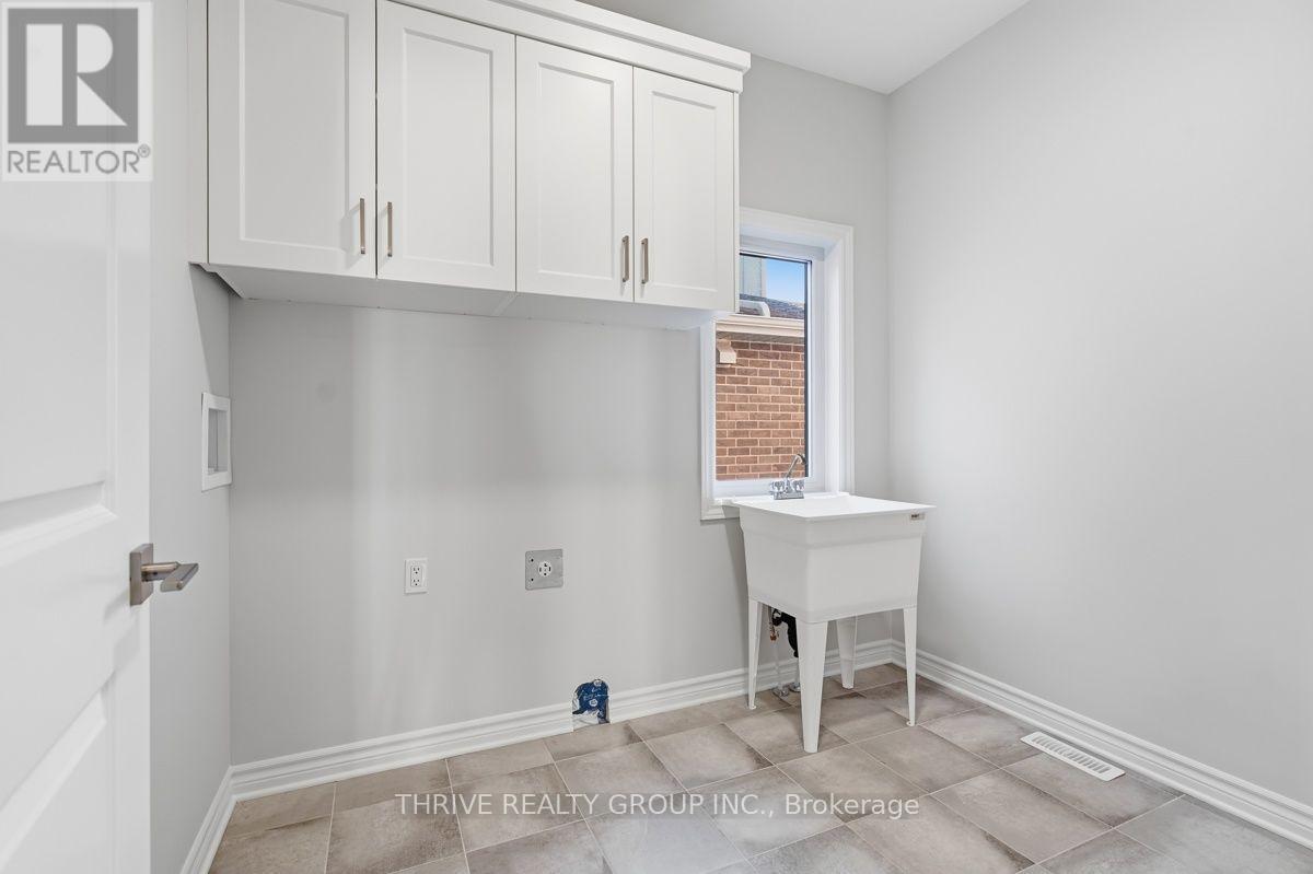 64 Basil Crescent, Middlesex Centre (Ilderton), ON - Indoor Photo Showing Other Room