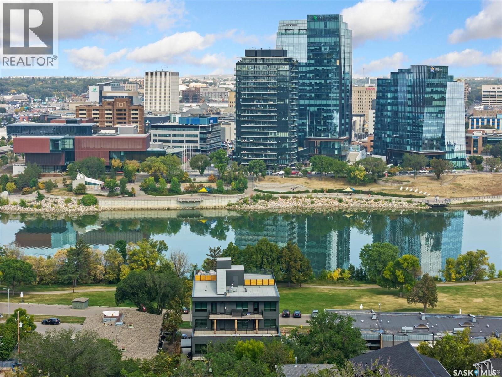 301 212 Saskatchewan Crescent, Saskatoon, SK - Outdoor With View