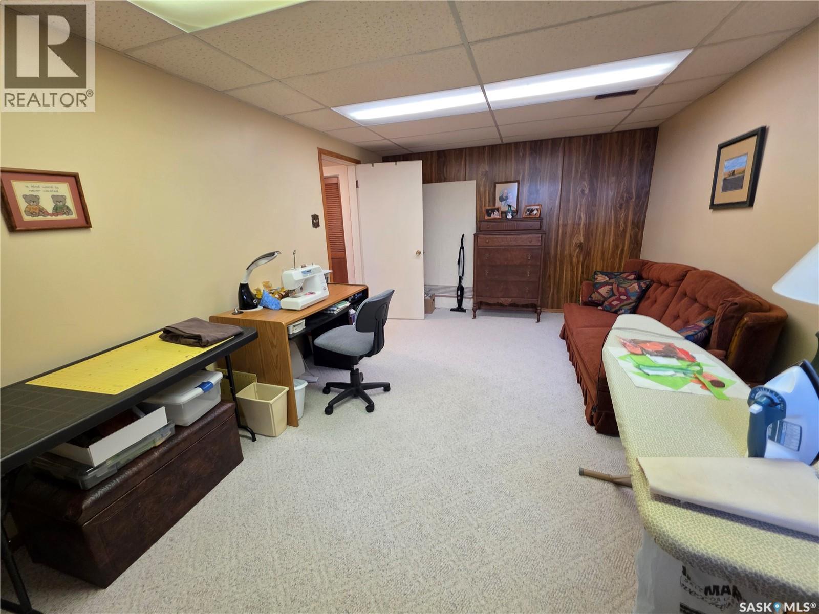 464 Macdonald Drive, Swift Current, SK - Indoor Photo Showing Basement