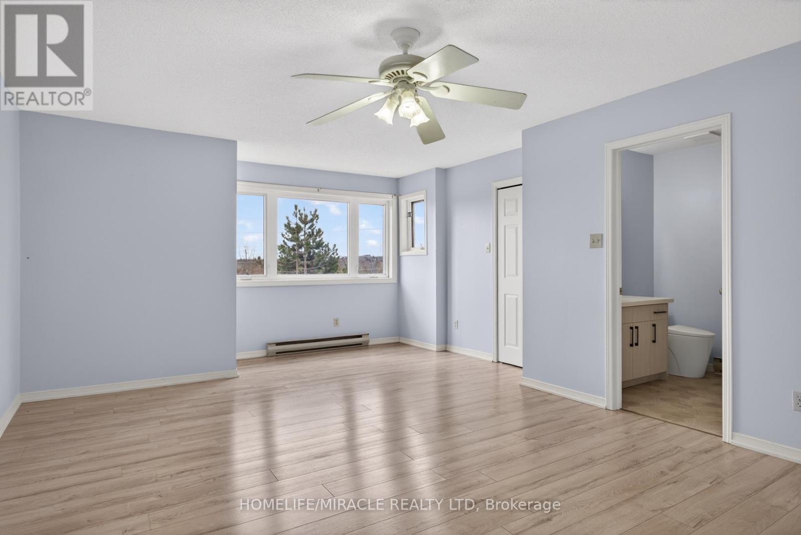 32 - 36 Champlain Crescent, Peterborough, ON - Indoor Photo Showing Other Room