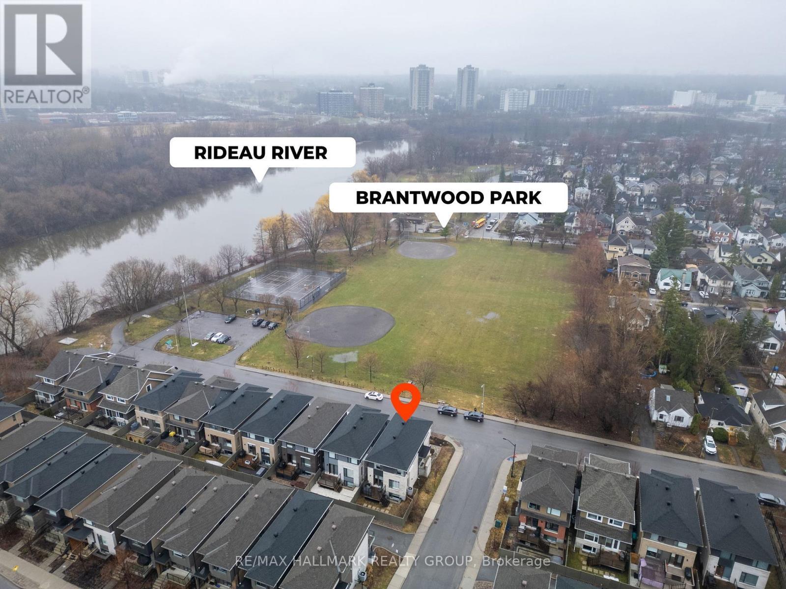 30 Telmon Street, Ottawa, ON - With View