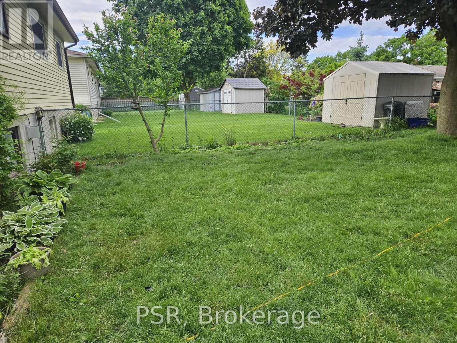 231 Heritage Drive, Kitchener, ON - Outdoor