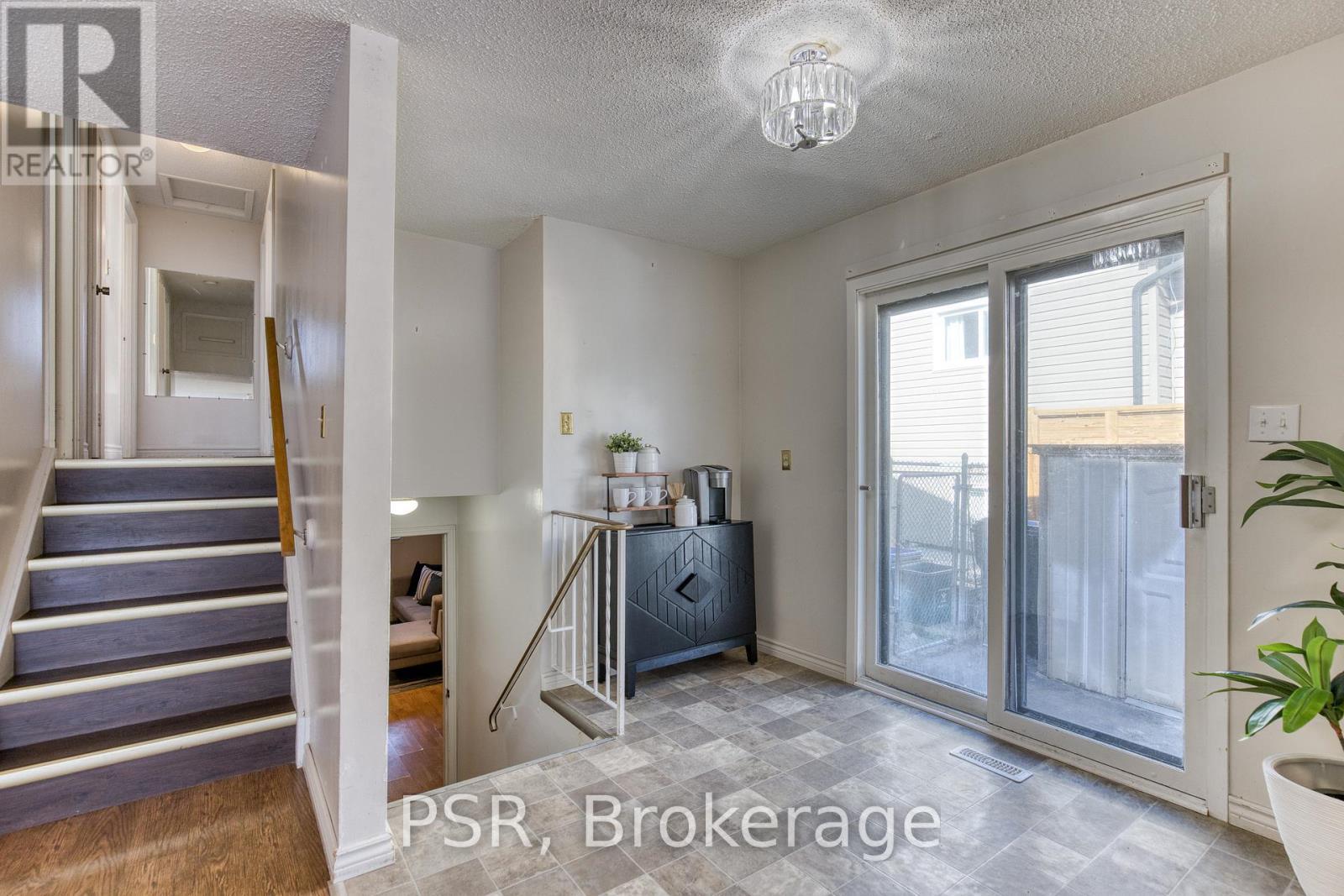 231 Heritage Drive, Kitchener, ON - Indoor Photo Showing Other Room