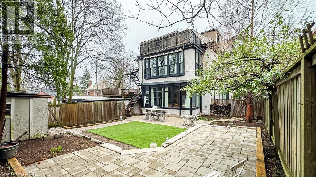 347 Queen Street S, Hamilton, ON - Outdoor