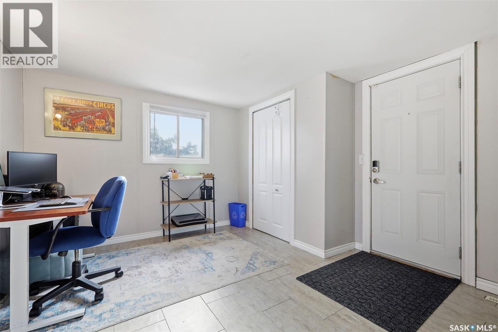 111 Leland Terrace, Saskatoon, SK - Indoor Photo Showing Office